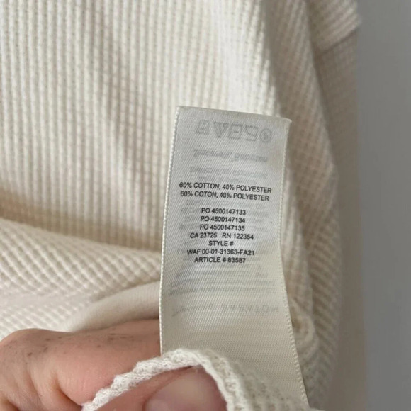 Aritzia The Group by Babaton Thermal Hooded Longsleeve Pullover Cream Small - Picture 6 of 6